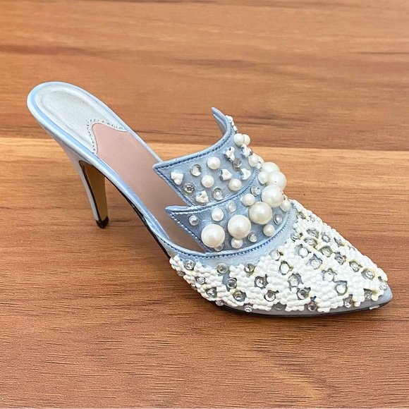 1999 RAINE Just the Right Shoe Frosted Fantasy Mini Ceramic Blue Shoe Figurine - Picture 2 of 12